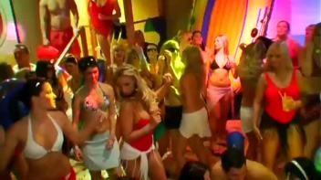 Bay Crotch Part 1 - Cam 2 Screencap 9 on www.sinx.com