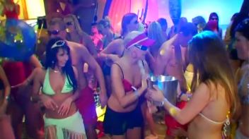 Bay Crotch Part 1 - Cam 2 Screencap 93 on www.sinx.com