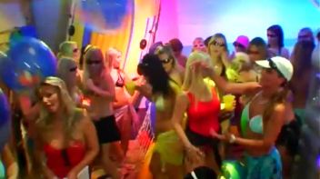 Bay Crotch Part 1 - Cam 2 Screencap 13 on www.sinx.com