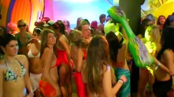 Bay Crotch Part 1 - Cam 2 Screencap 82 on www.sinx.com