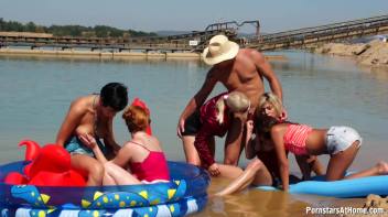 Proudly Public Wetlook Fucking Part 1 Screencap 36 on www.sinx.com