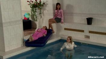 Wetlook Pranksters Screencap 18 on www.sinx.com