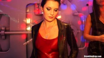 Office Gone Wild Part 1 - Shower Cam Screencap 84 on www.sinx.com