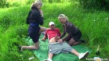 Piss Picnic Break Screencap 36 on www.sinx.com