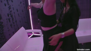 Closet Strippers Sexy Shower Session Screencap 34 on www.sinx.com
