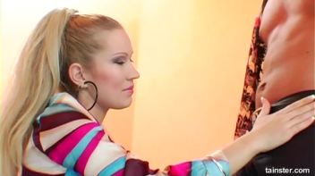 Sandra Yellows DP Party Screencap 3 on www.sinx.com