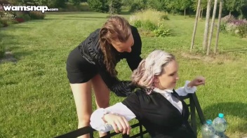 Shampoo Service In The Park Screencap 29 on www.sinx.com