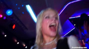 International Summer Lovin' Part 6 - Main Edit Screencap 89 on www.sinx.com