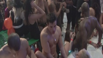 Gash Gamblers Part 7 - Cam 3 Screencap 61 on www.sinx.com