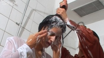 Raven Haired Babes Lather Up Their Hair Screencap 63 on www.sinx.com