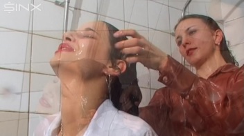 Raven Haired Babes Lather Up Their Hair Screencap 69 on www.sinx.com
