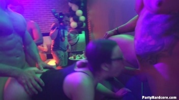 Party Hardcore Gone Crazy Vol. 36 Part 7 - Cam 2 Screencap 108 on www.sinx.com