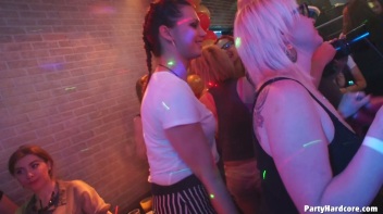 Party Hardcore Gone Crazy Vol. 36 Part 7 - Cam 2 Screencap 11 on www.sinx.com