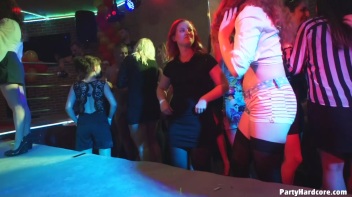 Party Hardcore Gone Crazy Vol. 36 Part 7 - Cam 2 Screencap 4 on www.sinx.com