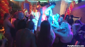 Party Hardcore Gone Crazy Vol. 36 Part 7 - Cam 2 Screencap 55 on www.sinx.com