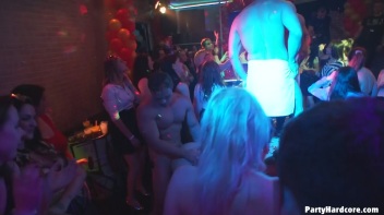 Party Hardcore Gone Crazy Vol. 36 Part 7 - Cam 2 Screencap 61 on www.sinx.com