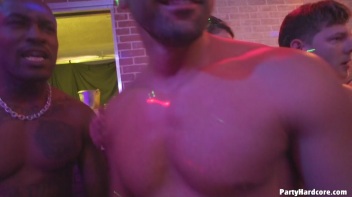 Party Hardcore Gone Crazy Vol. 36 Part 7 - Cam 2 Screencap 81 on www.sinx.com