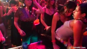 Pussy Casino Part 5 - Main Edit Screencap 29 on www.sinx.com