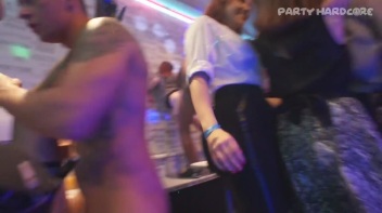 Party Hardcore Gone Crazy Vol. 16 Part 7 - Cam 1 Screencap 13 on www.sinx.com