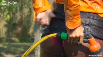 Blonde girl hoses herself off Screencap 24 on www.sinx.com