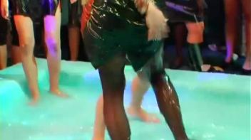 Leony Aprill vs. Lucy Cornet Screencap 8 on www.sinx.com