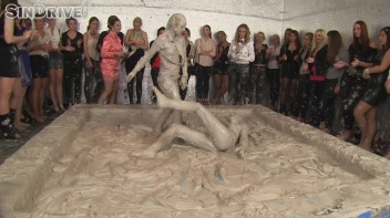 Muddy Wrestling: Sharka Blue vs. Tanya Screencap 63 on www.sinx.com
