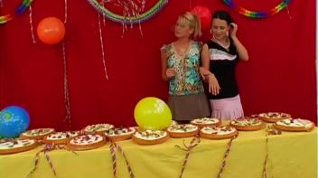 Cream and Fruit Pie Disaster! Screencap 1 on www.sinx.com