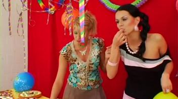 Cream and Fruit Pie Disaster! Screencap 3 on www.sinx.com