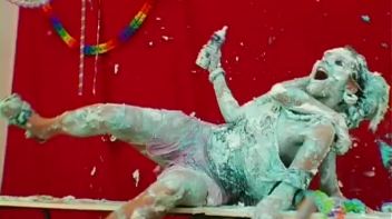 Cream and Fruit Pie Disaster! Screencap 79 on www.sinx.com