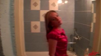 Go Ahead And Use Leony As Your Toilet! Screencap 1 on www.sinx.com