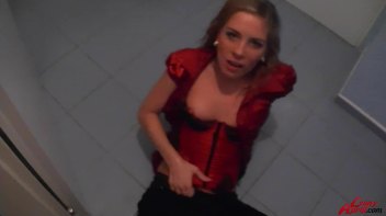 Go Ahead And Use Leony As Your Toilet! Screencap 48 on www.sinx.com