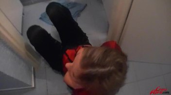 Go Ahead And Use Leony As Your Toilet! Screencap 56 on www.sinx.com