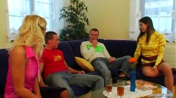 She Sucks a MEAN Dong! Screencap 5 on www.sinx.com