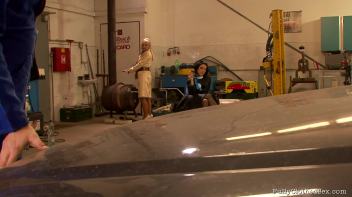 The Reward Screencap 10 on www.sinx.com