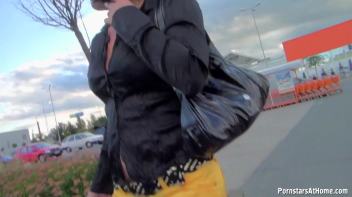 Satisfied Shopper Marks Her Territory! Screencap 33 on www.sinx.com