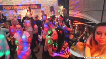 Party Hardcore Gone Crazy Vol. 32 Part 2 - Cam 2 Screencap 98 on www.sinx.com