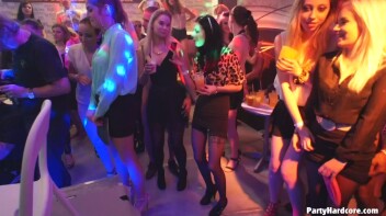 Party Hardcore Gone Crazy Vol. 32 Part 2 - Cam 2 Screencap 99 on www.sinx.com