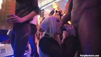 Party Hardcore Gone Crazy Vol. 32 Part 2 - Cam 2 Screencap 31 on www.sinx.com