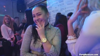 Party Hardcore Gone Crazy Vol. 32 Part 2 - Cam 2 Screencap 67 on www.sinx.com