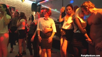 Party Hardcore Gone Crazy Vol. 32 Part 2 - Cam 2 Screencap 69 on www.sinx.com