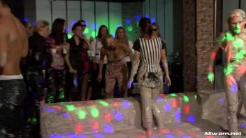 Redheads No More After This Battle! Screencap 85 on www.sinx.com