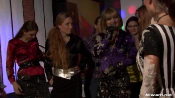 Redheads No More After This Battle! Screencap 4 on www.sinx.com