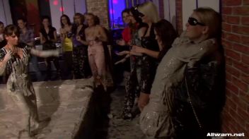 Redheads No More After This Battle! Screencap 41 on www.sinx.com