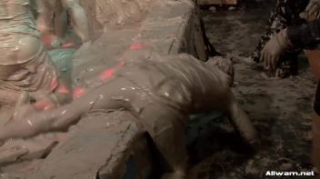 Redheads No More After This Battle! Screencap 45 on www.sinx.com