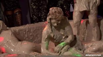 Redheads No More After This Battle! Screencap 72 on www.sinx.com