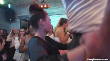 Party Hardcore Gone Crazy Vol. 29 Part 1 - Cam 4 Screencap 44 on www.sinx.com