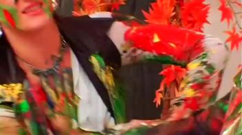 Smearing Paint All Over Each Other Screencap 41 on www.sinx.com