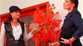 Smearing Paint All Over Each Other Screencap 7 on www.sinx.com