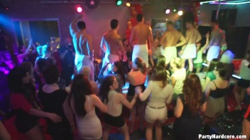 Party Hardcore Gone Crazy Vol. 36 Part 7 - Cam 1 Screencap 39 on www.sinx.com