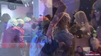 Bang Bang DSO Revolution Part 1 - Cam 4 Screencap 47 on www.sinx.com